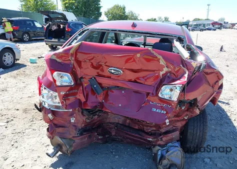 2014 Subaru Legacy 3.6R Limited z USA, uszkodzony, nr VIN 4S3BMDN62E2027276